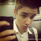 Justin Bieber : justin-bieber-1321759905.jpg