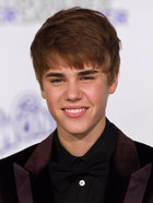 Justin Bieber : justin-bieber-1322144300.jpg