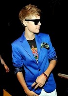 Justin Bieber : justin-bieber-1322433873.jpg