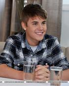 Justin Bieber : justin-bieber-1332872421.jpg