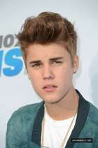 Justin Bieber : justin-bieber-1336957360.jpg