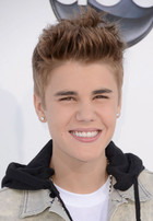 Justin Bieber : justin-bieber-1338924603.jpg