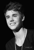 Justin Bieber : justin-bieber-1339280292.jpg