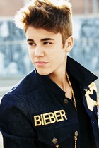 Justin Bieber : justin-bieber-1342787577.jpg