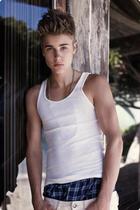 Justin Bieber : justin-bieber-1356640729.jpg