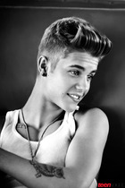 Justin Bieber : justin-bieber-1365206812.jpg