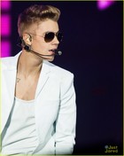 Justin Bieber : justin-bieber-1369589270.jpg