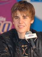Justin Bieber : justin-bieber-1372196339.jpg
