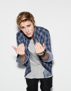 Justin Bieber : justin-bieber-1427937621.jpg