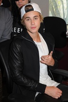Justin Bieber : justin-bieber-1430279101.jpg