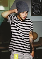Justin Bieber : justin-bieber-1437912001.jpg