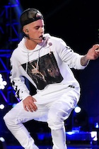 Justin Bieber : justin-bieber-1442059921.jpg