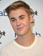 Justin Bieber : justin-bieber-1443914881.jpg