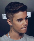 Justin Bieber : justin-bieber-1578864079.jpg