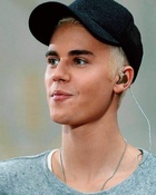 Justin Bieber : justin-bieber-1579389404.jpg