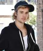 Justin Bieber : justin-bieber-1583081937.jpg