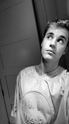 Justin Bieber : justin-bieber-1585777000.jpg