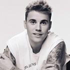 Justin Bieber : justin-bieber-1587227265.jpg