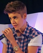 Justin Bieber : justin-bieber-1588210954.jpg