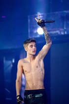 Justin Bieber : justin-bieber-1625353094.jpg