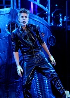 Justin Bieber : justin-bieber-1678327918.jpg