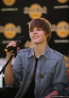 Justin Bieber : justinbieber_1270335323.jpg