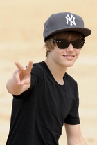 Justin Bieber : justinbieber_1272165747.jpg