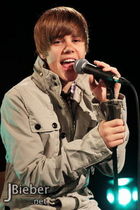 Justin Bieber : justinbieber_1273014173.jpg