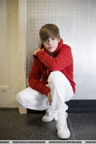 Justin Bieber : justinbieber_1287963064.jpg