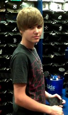 Justin Bieber : justinbieber_1303755638.jpg