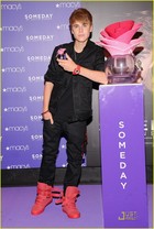 Justin Bieber : justinbieber_1308925887.jpg
