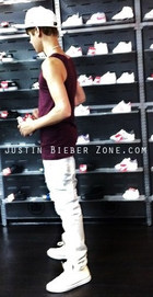 Justin Bieber : justinbieber_1311615886.jpg