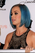 Katy Perry : katy-perry-1328202238.jpg