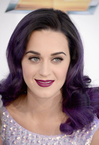 Katy Perry : katy-perry-1357066521.jpg