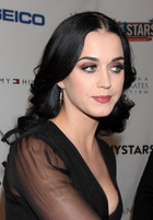 Katy Perry : katy-perry-1357066559.jpg