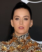 Katy Perry : katy-perry-1377885684.jpg