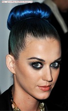 Katy Perry : katy-perry-1385100104.jpg