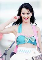 Katy Perry : katy-perry-1395162582.jpg