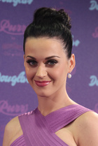 Katy Perry : katy-perry-1405702003.jpg