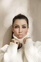 Kim Kardashian : kim-kardashian-1326133601.jpg