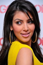 Kim Kardashian : kimkardashian_1257023355.jpg