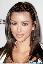 Kim Kardashian : kimkardashian_1259479139.jpg