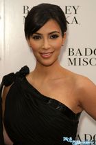 Kim Kardashian : kimkardashian_1259479166.jpg