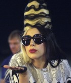Lady Gaga : lady-gaga-1313695739.jpg