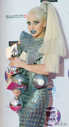 Lady Gaga : lady-gaga-1326305362.jpg
