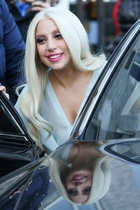 Lady Gaga : lady-gaga-1425233577.jpg