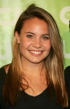 Leah Pipes : leahpipes_1301075638.jpg