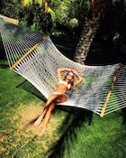 Lea Michele : lea-michele-1460863441.jpg