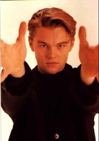 Leonardo DiCaprio : leohug.jpg