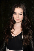 Lily Collins : lily-collins-1376927991.jpg